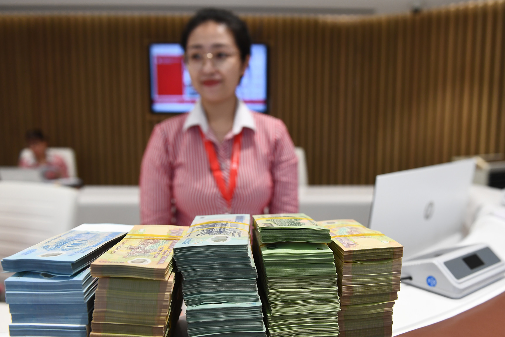 Lãi suất ngân hàng hôm nay 31/7: Lãi suất giảm mức thấp nhất 3 năm trở lại đây